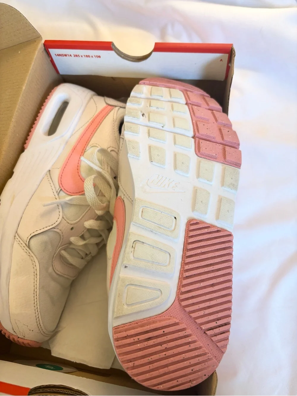 Nike Air Women's Pink & white Casual Sneakers size 6.5